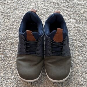 Kids Sneakers in Navy, Gray and Brown